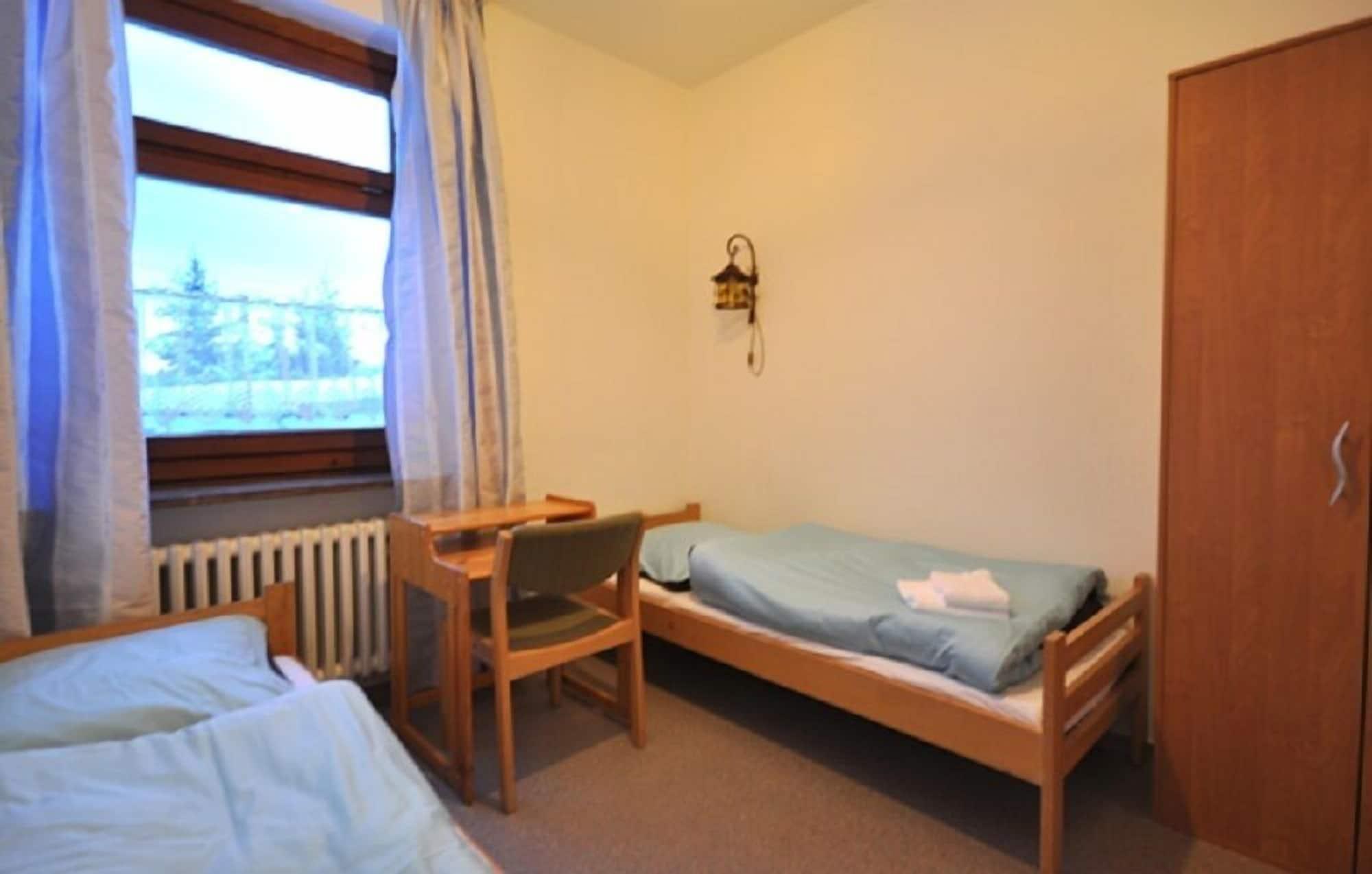 Hotel & Hostel Drei Baeren Алтенау Екстериор снимка
