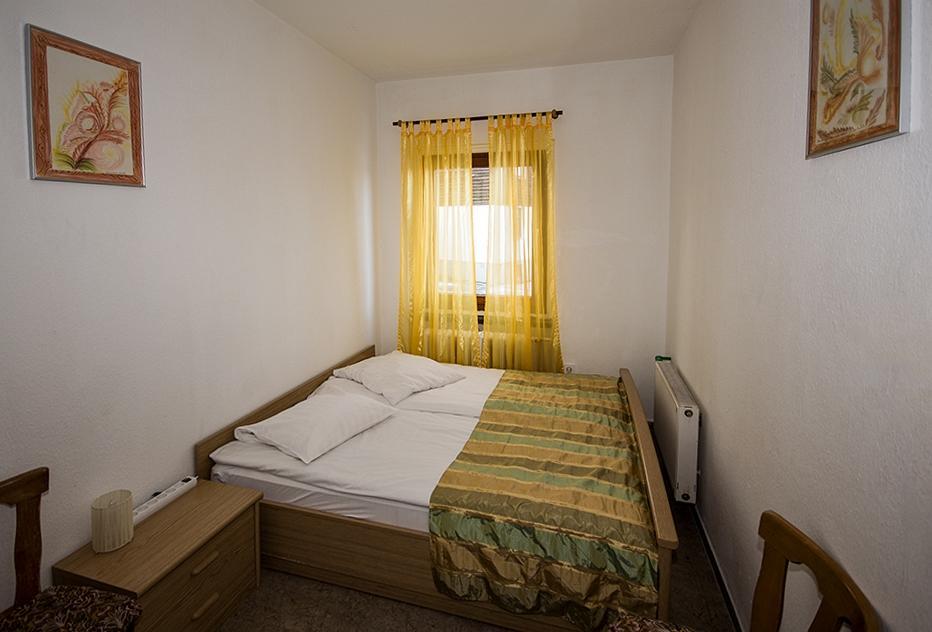 Hotel & Hostel Drei Baeren Алтенау Екстериор снимка