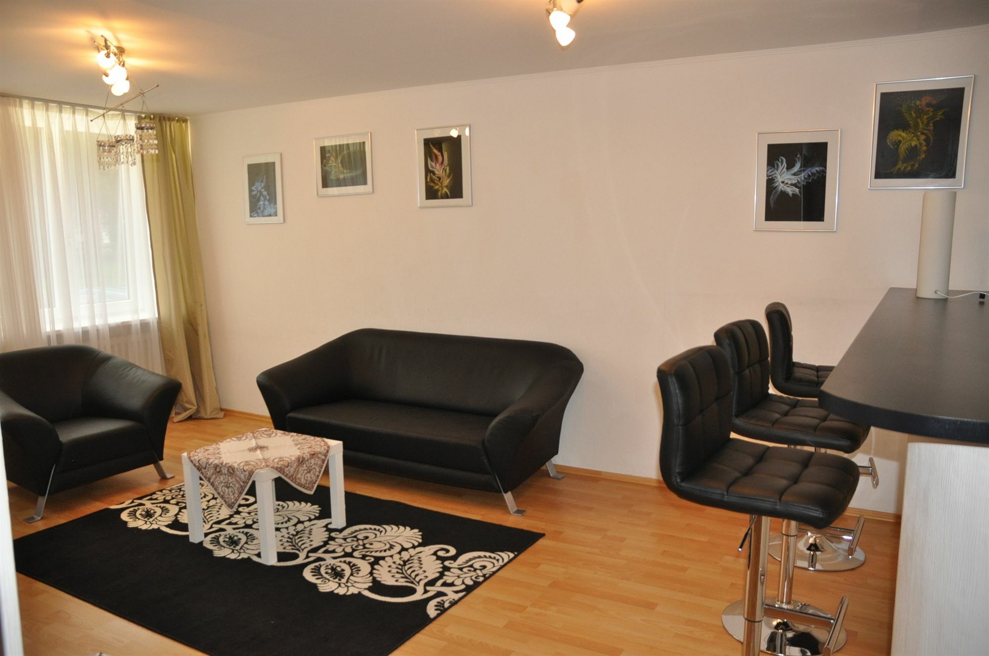 Hotel & Hostel Drei Baeren Алтенау Екстериор снимка